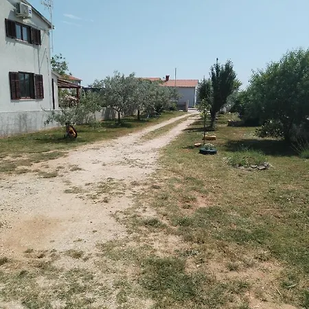 Grbic 아파트 *
