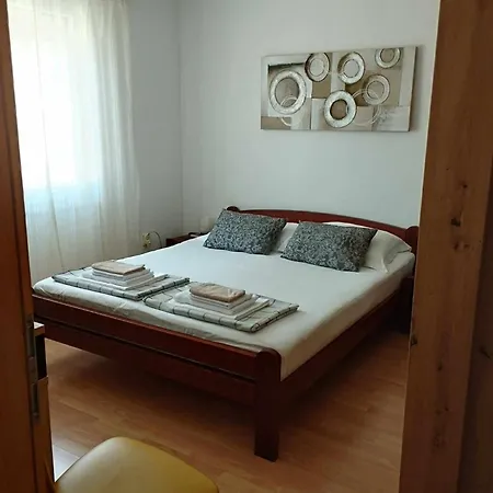 Grbic Apartment