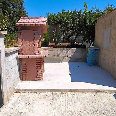 דירה Grbic