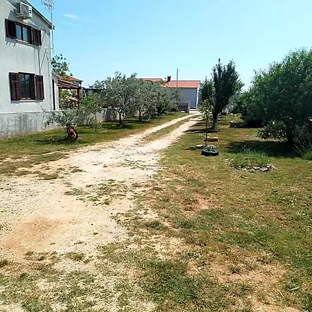Grbic דירה וודניאן